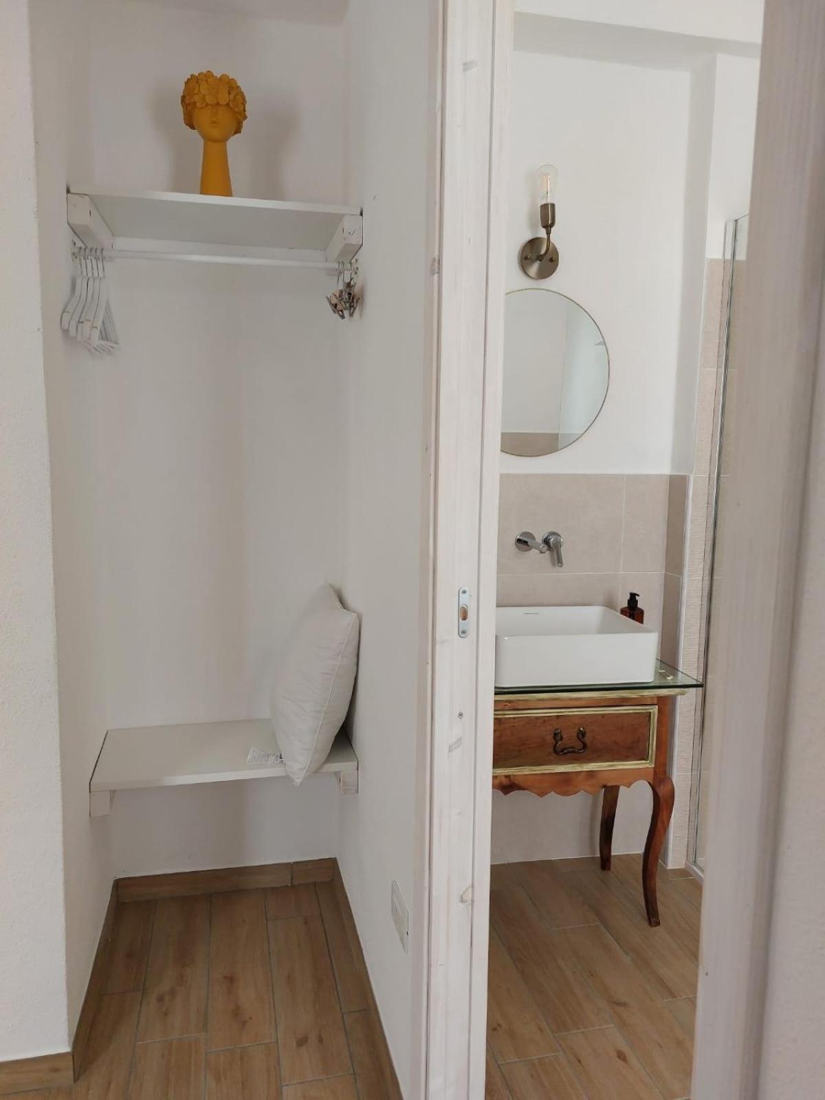B&B Il Borgo Delle Emozioni Dolianova Luaran gambar